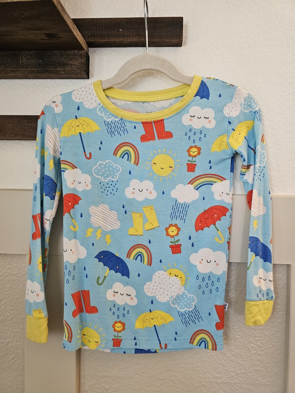 Sunshowers Retired LS Print! 4T Long Sleeve and Pants Set